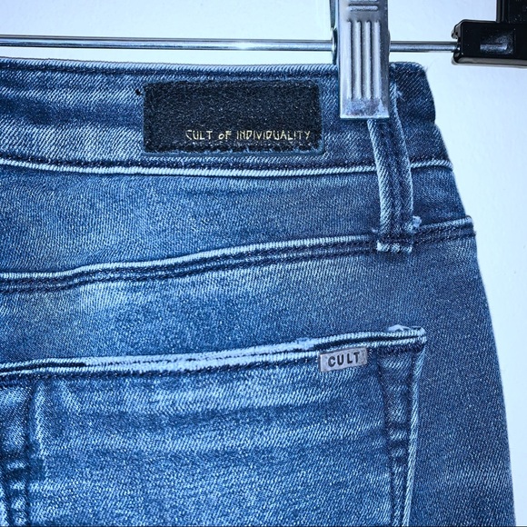 EUC Cult of Individuality Zen Midrise Embroidered Jean size 25 - Picture 6 of 8